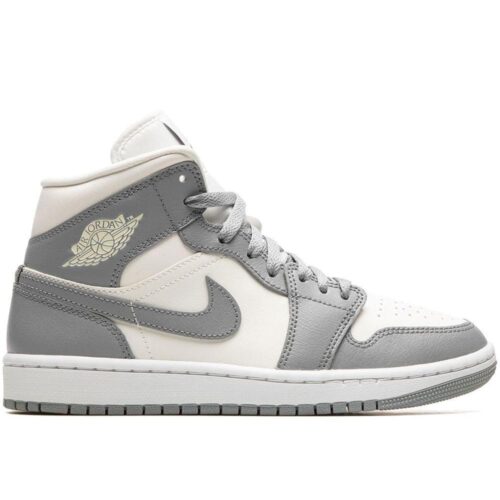 Air Jordan 1 Mid "Stealth"